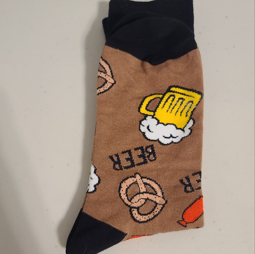 New Men's Yo Sox Oktoberfest size 7-12 men's socks
